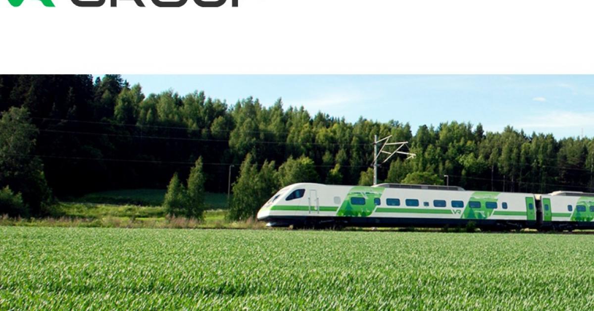 Skärmdump från VR:s webbplats. VR groups logo och ett grönvitt tåg som kör. 